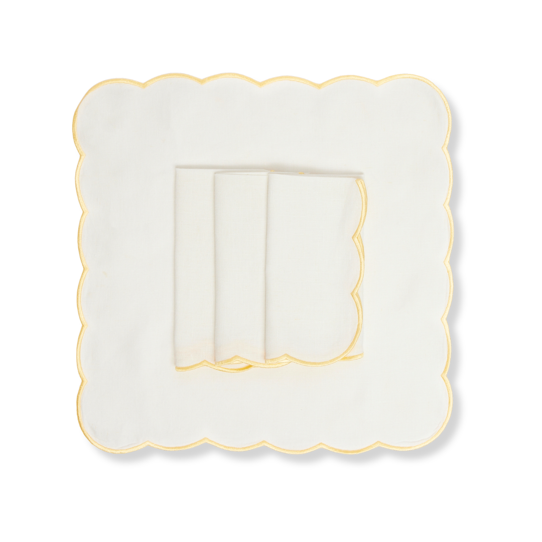 Rent: Yellow Embroidered Scalloped Napkin (40x40cm)