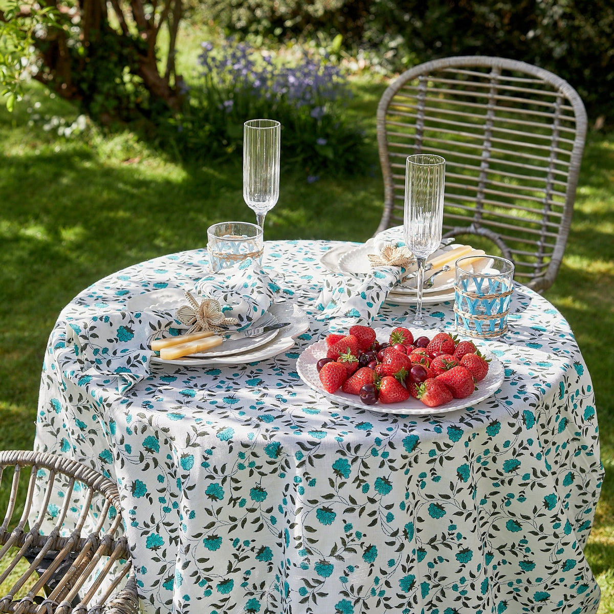 Archive Sale: Gracie Tablecloth (set of 3) (150 x 300cm)