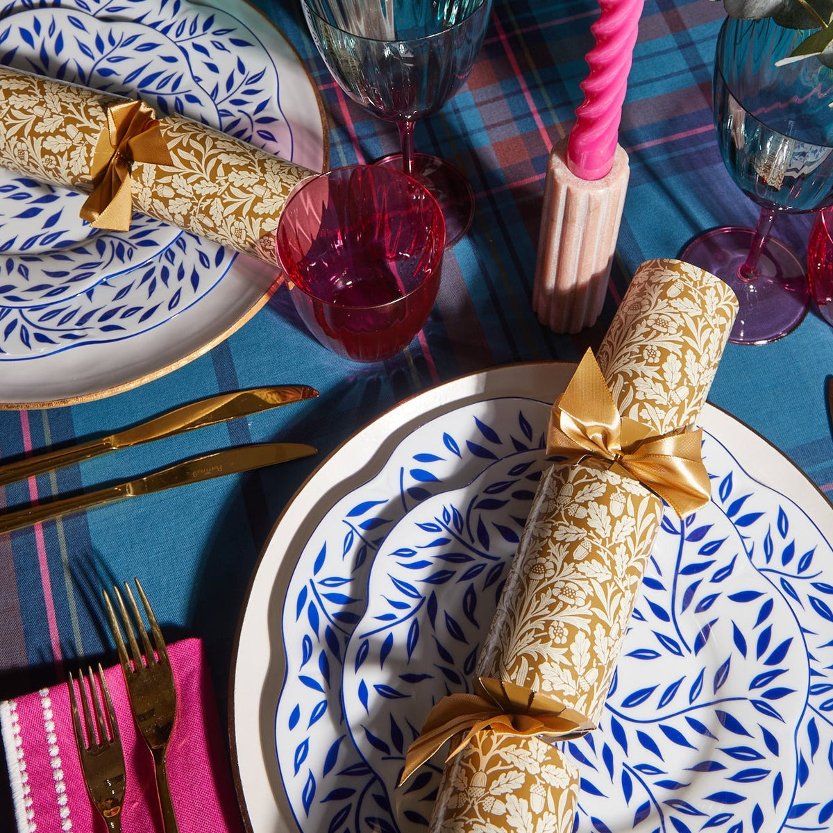 Archive Sale: Hunting Lodge Tartan Tablecloth (set of 3) (150 x 300 cm)