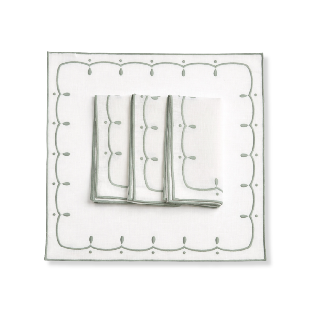 Rent: Poppy White & Sage Napkin (50x50cm)