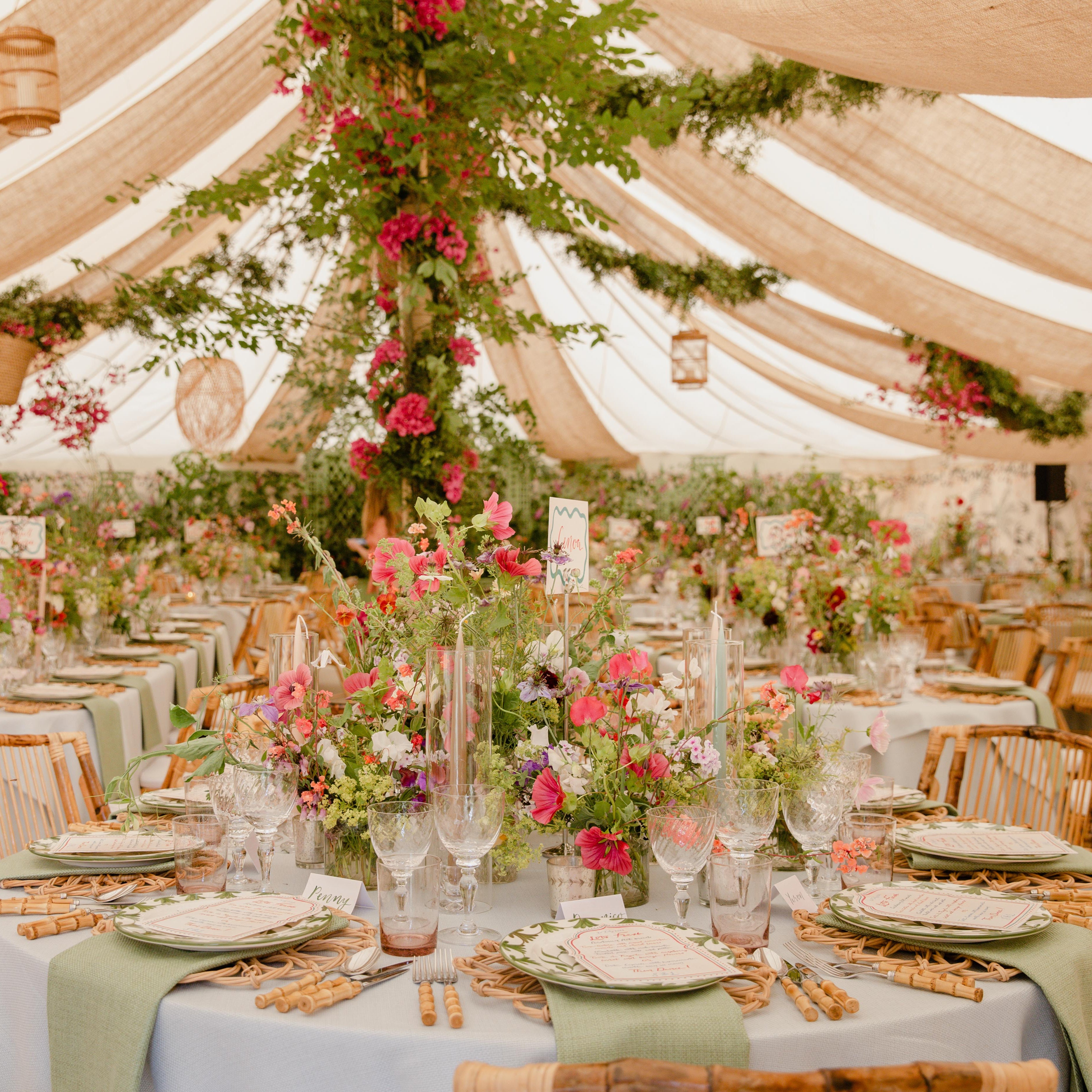 Rent: Green Cotswolds Dinner