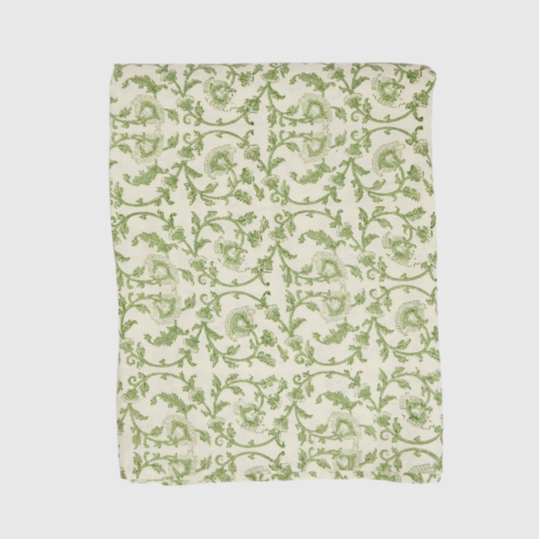 Rent: Lola Vine Tablecloth