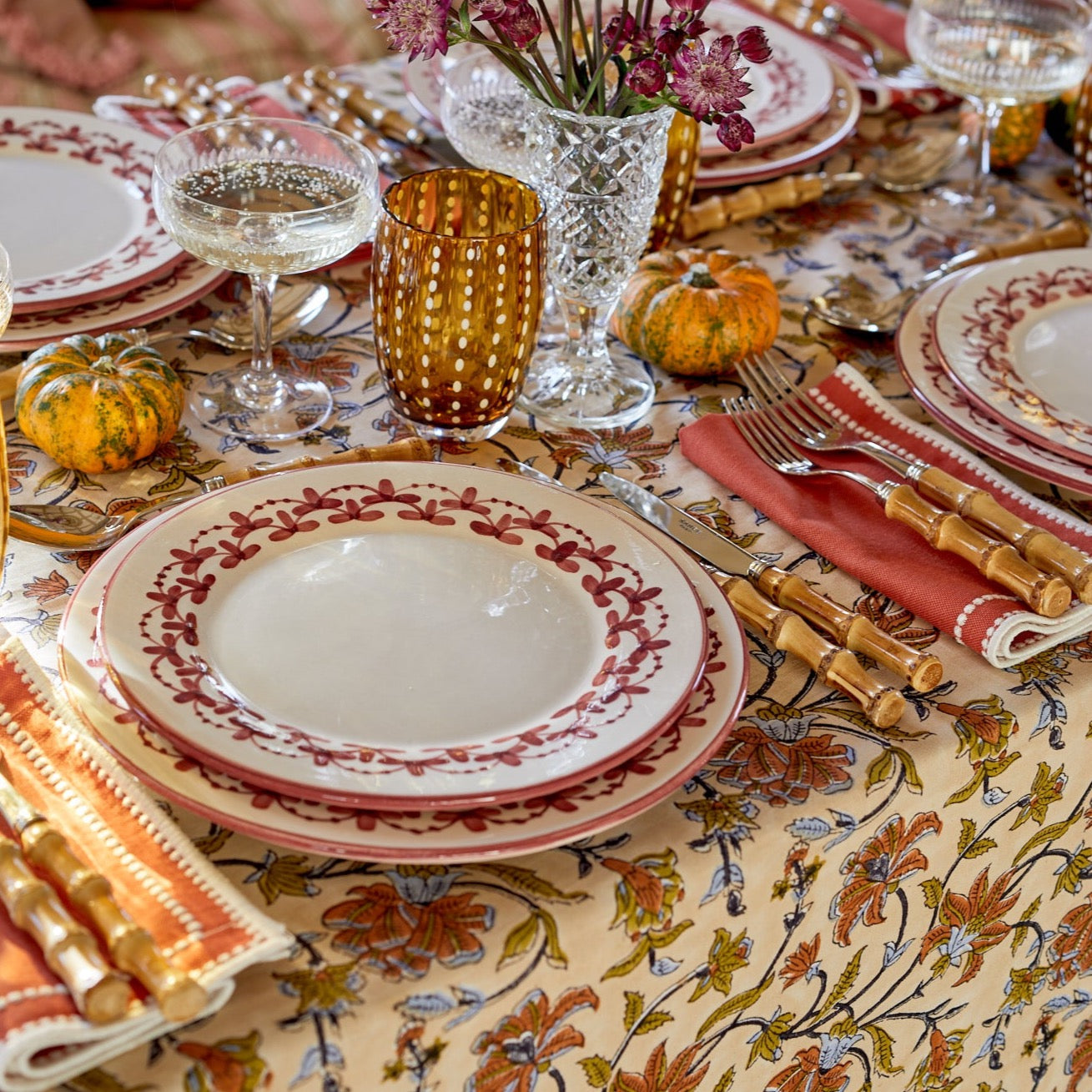 Floral Autumnal Table