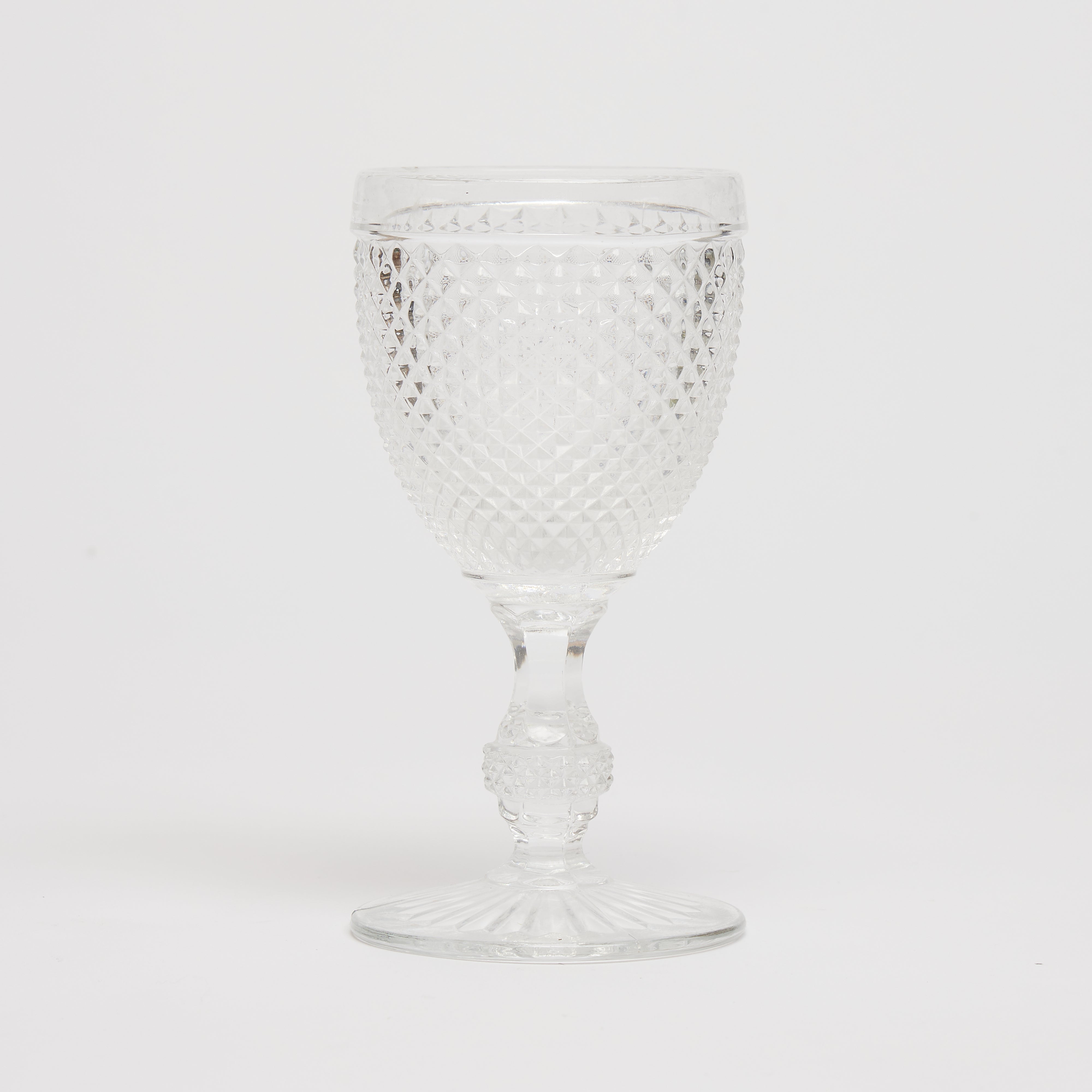 Rent: Small Vintage Wine Glass
