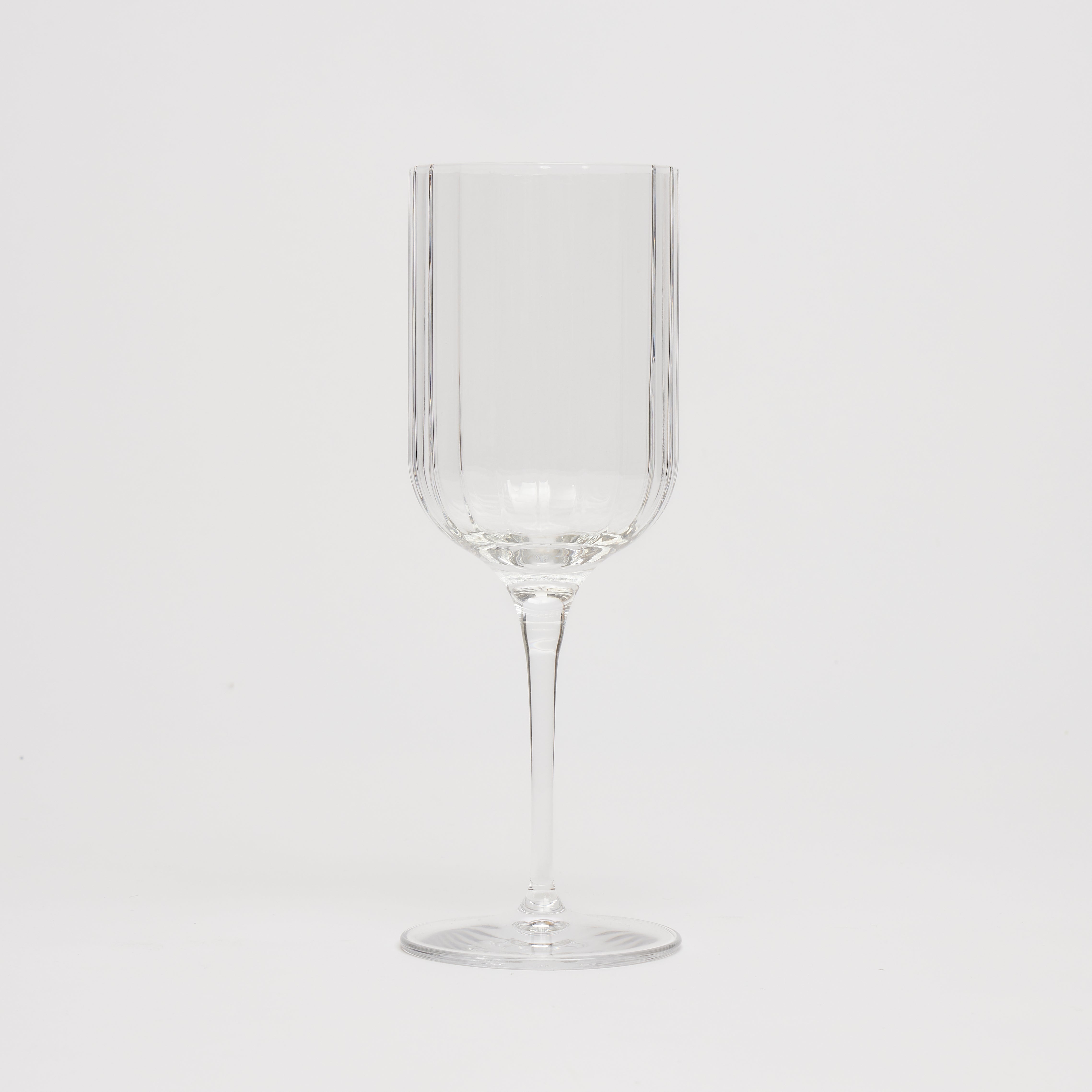 Rent: Ripple Red Wine Glass