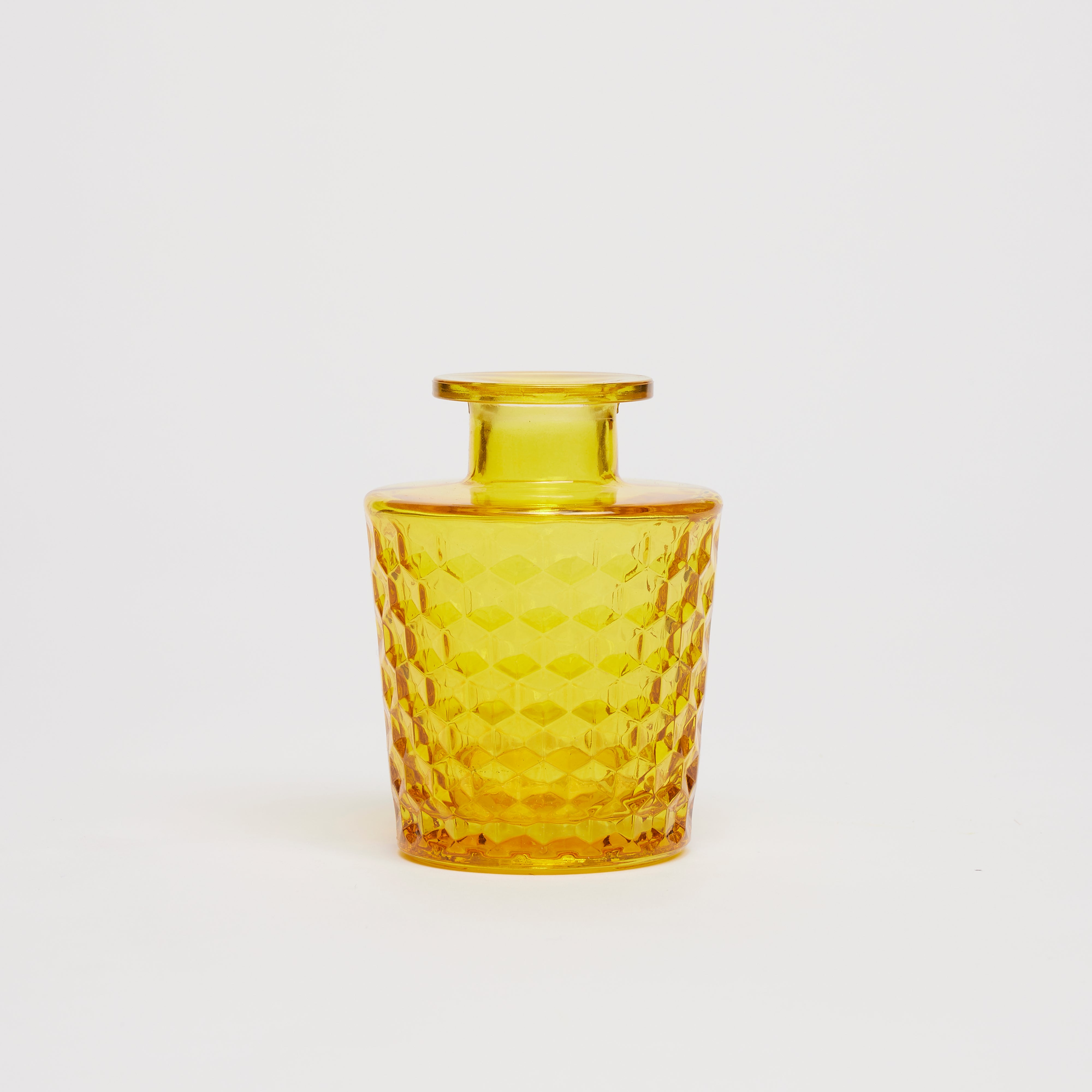 Rent: Yellow Bud Vases