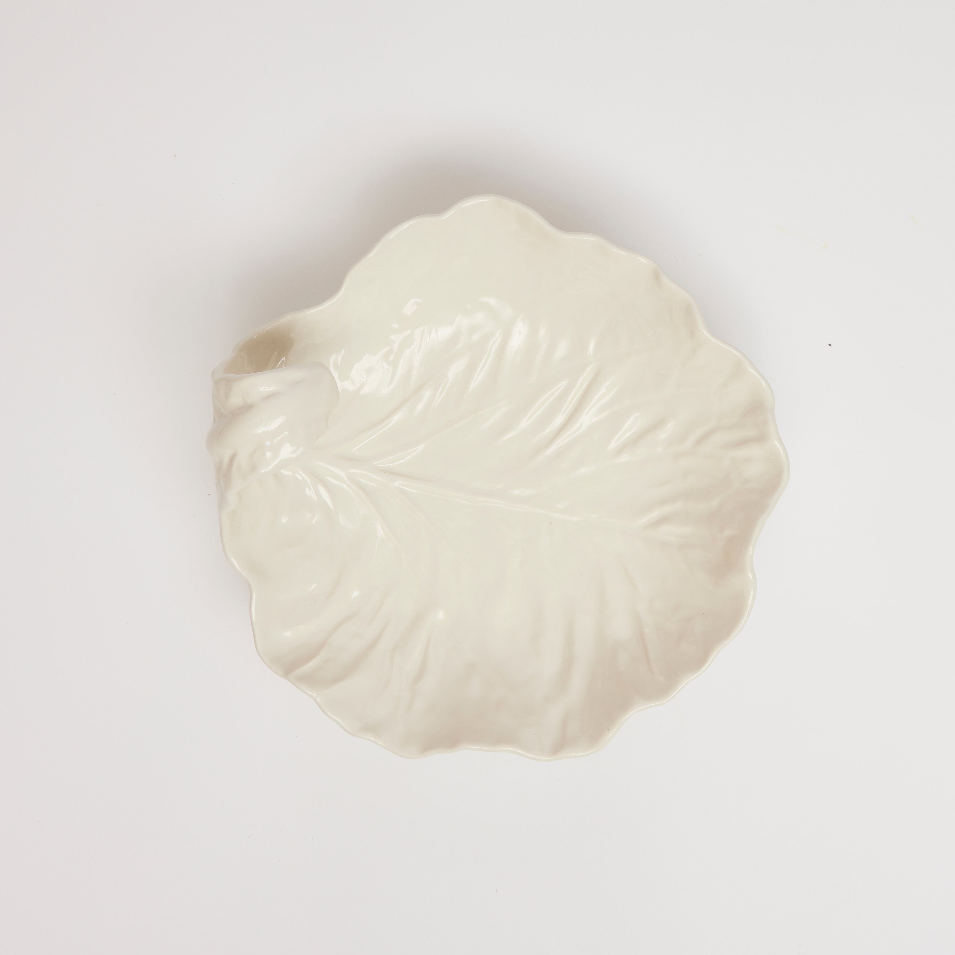 Rent: Medium White Cabbage Leaf Bowl