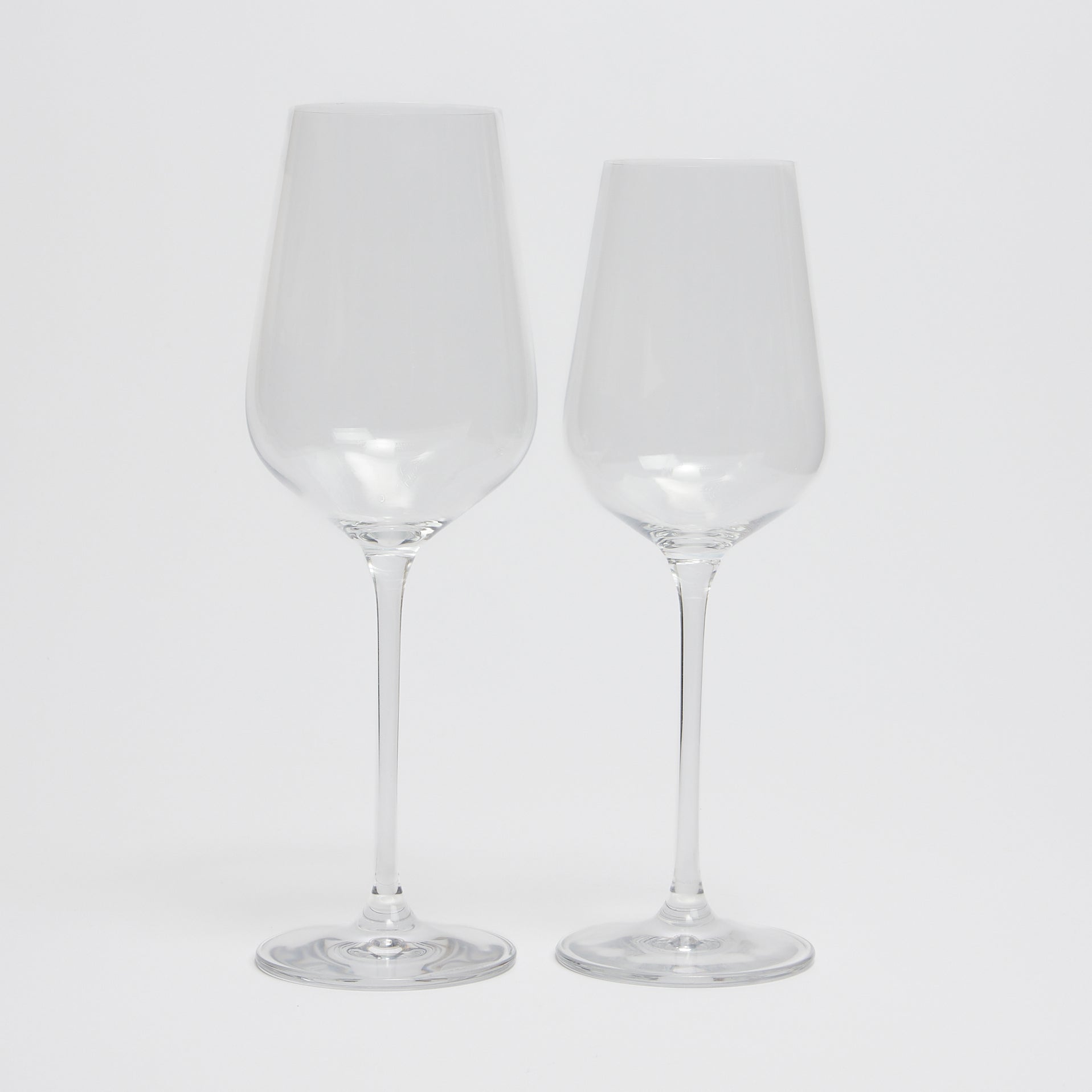 Rent: Classic White Wine Glass