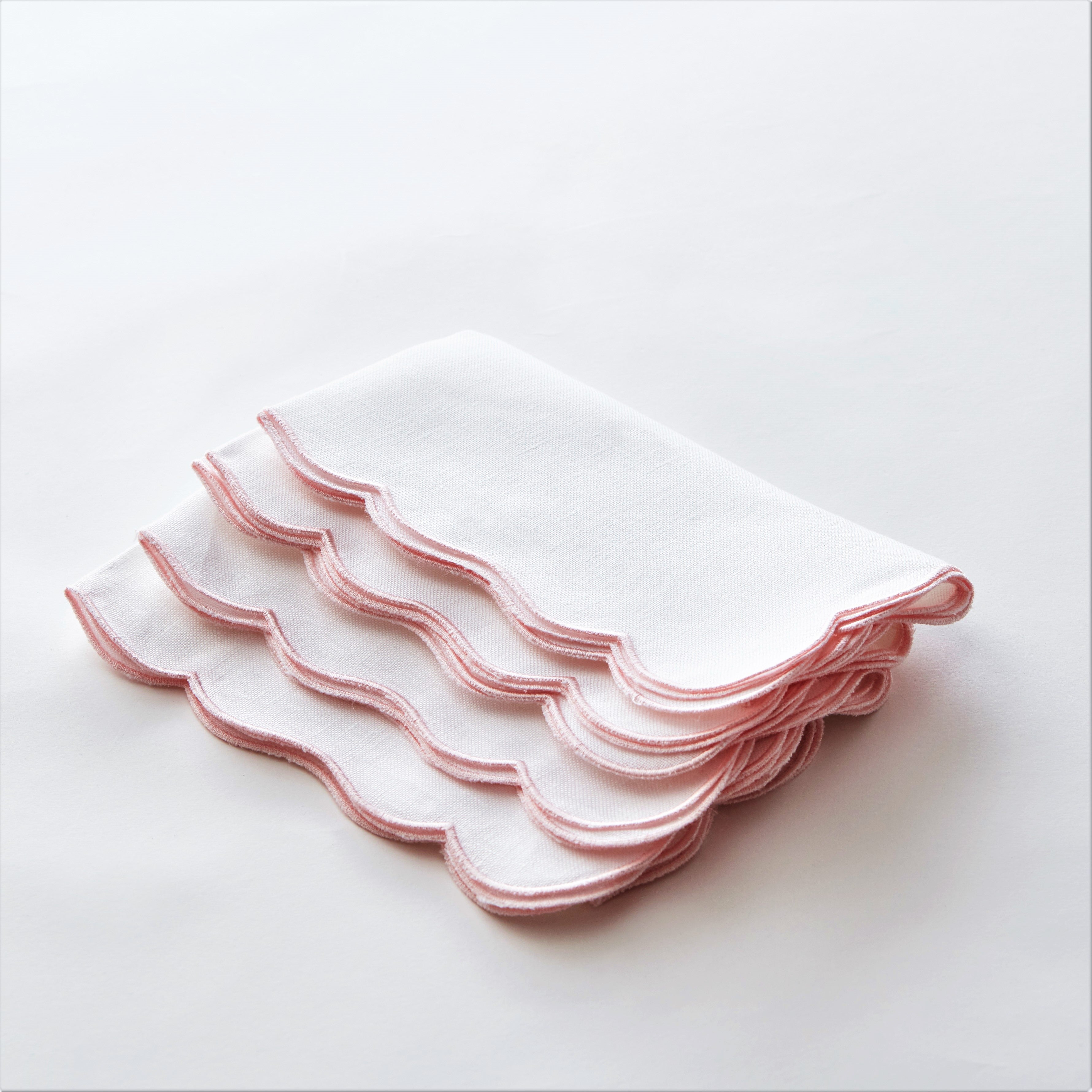 Embroidered Pale Pink Scallop Napkin (set of 4)