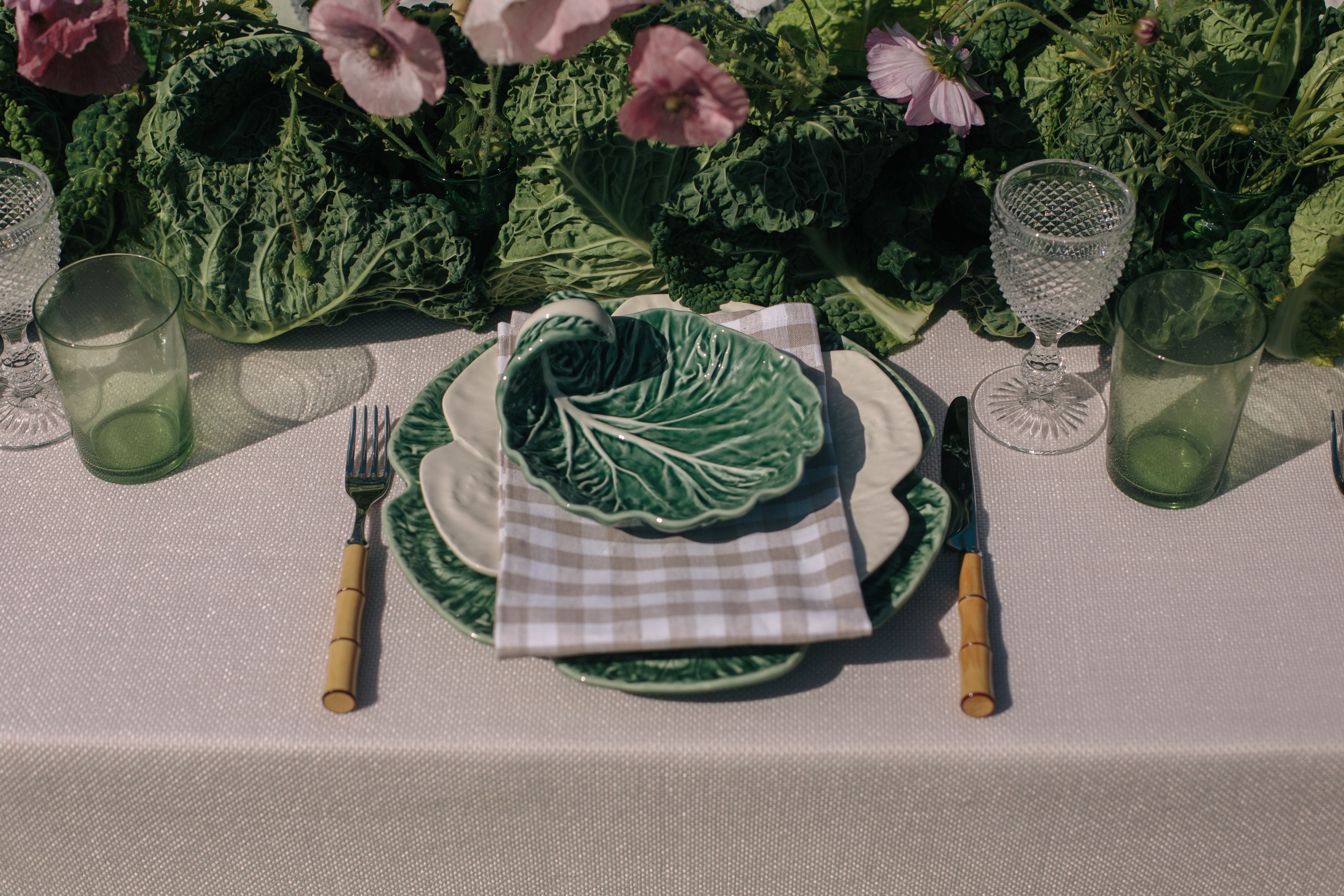 Rent: Medium Green Cabbage Leaf Bowl
