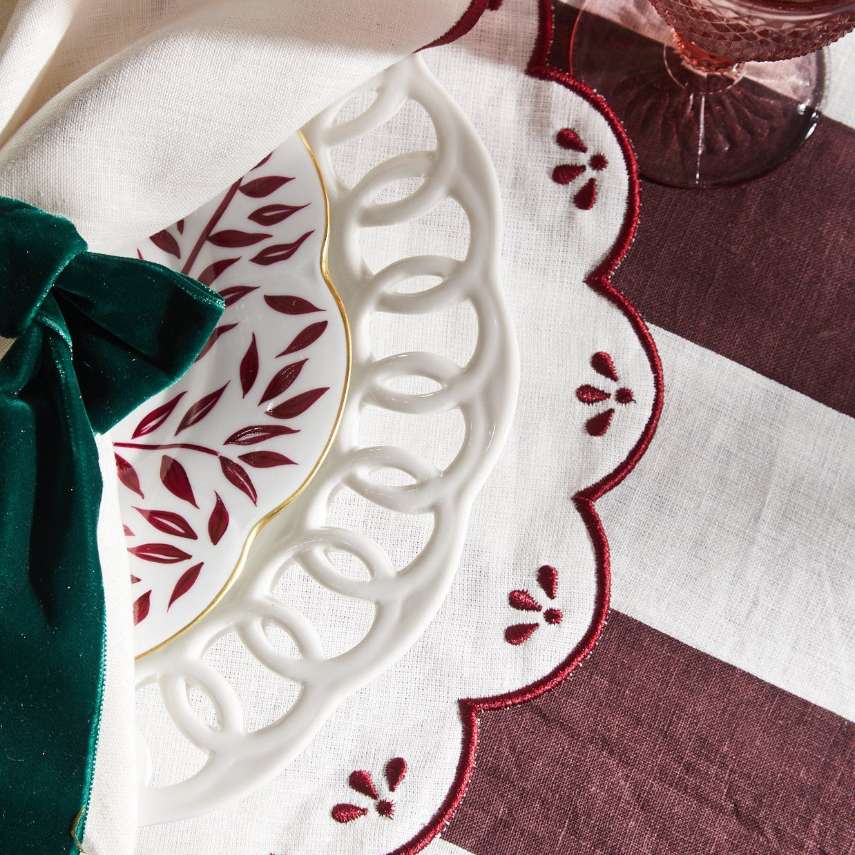 The Burgundy Stripe Tablecloth 150 x 300cm