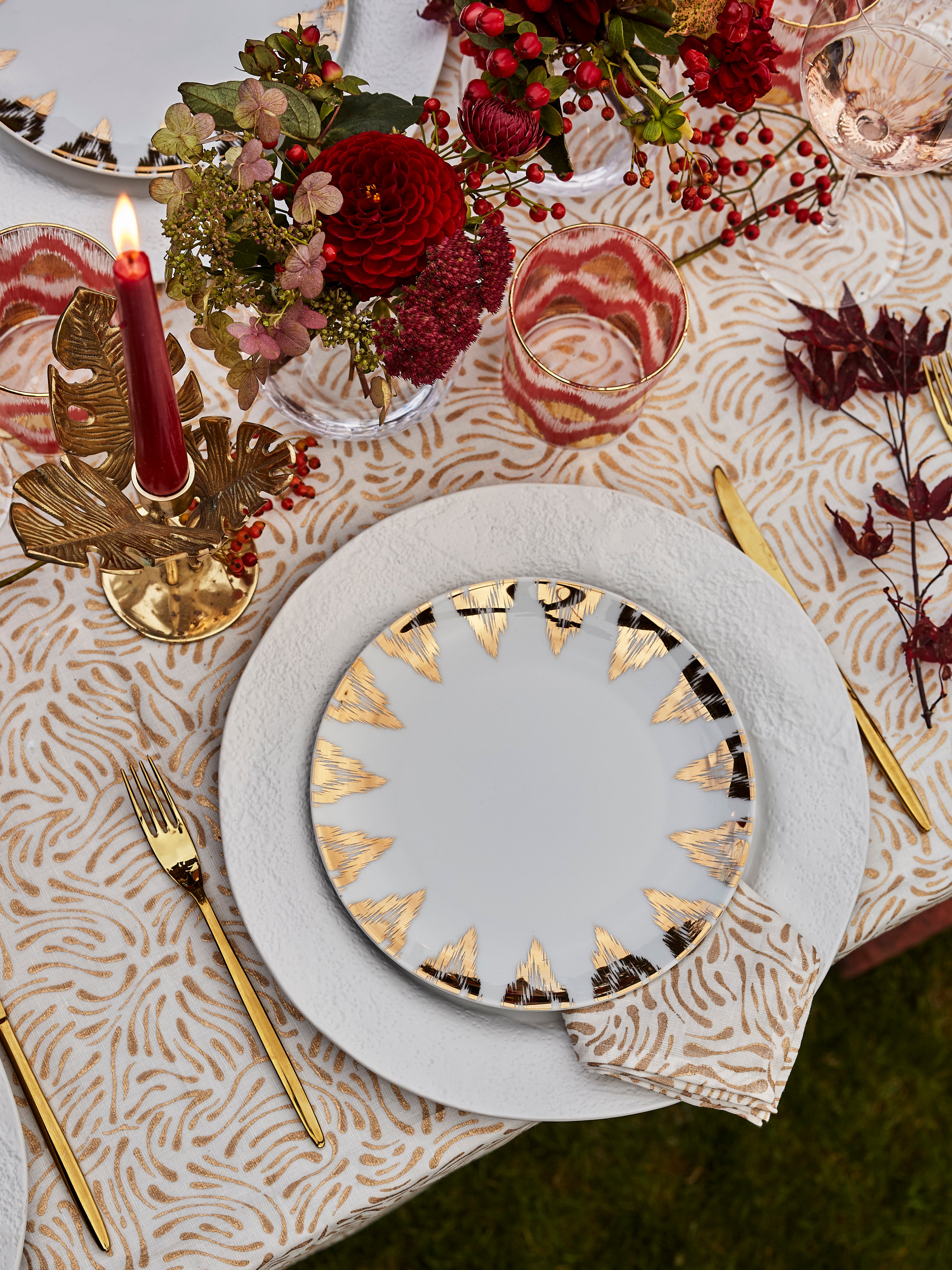 Rent: Olympia White dinner plate