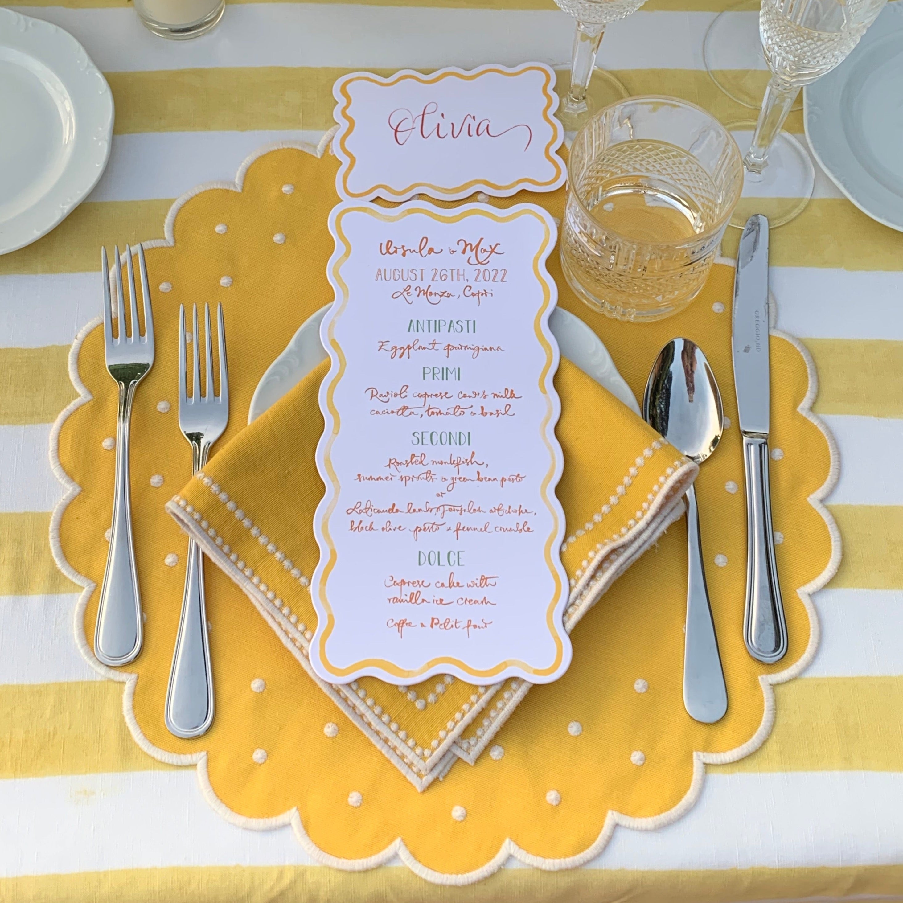 Rent: Daisy Yellow Placemat